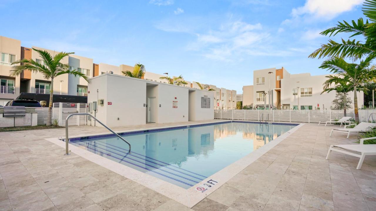 Lofts Of Aventura Apartment Miami Bagian luar foto