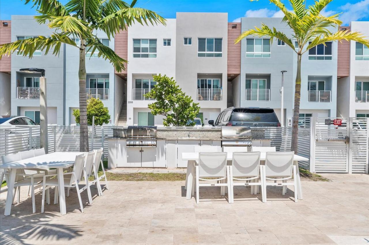 Lofts Of Aventura Apartment Miami Bagian luar foto